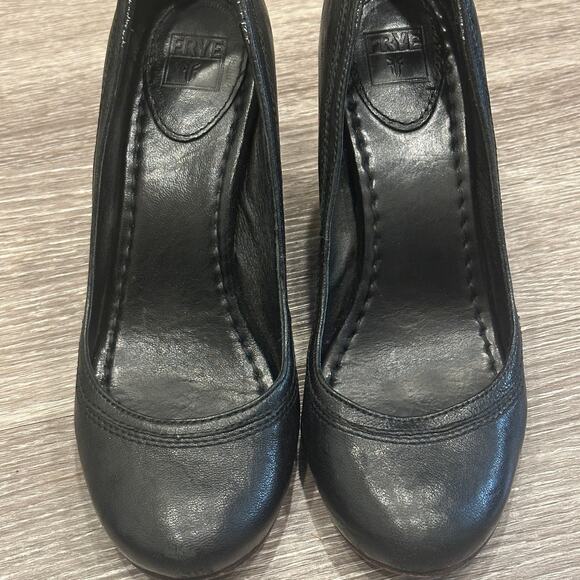 Frye Carson Leather Block Heel Pump Black Round Toe Classic Preppy Mod Retro 8.5 - Picture 2 of 8